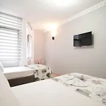 Terrace ınci 3*
